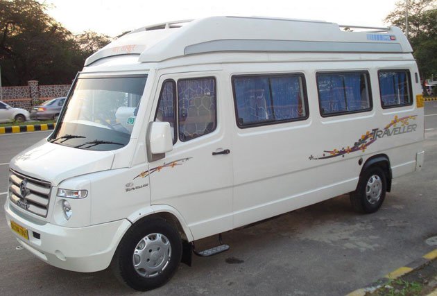 Tempo Traveller on Rent Agra