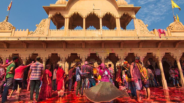 Mathura Vrindavan tour by car